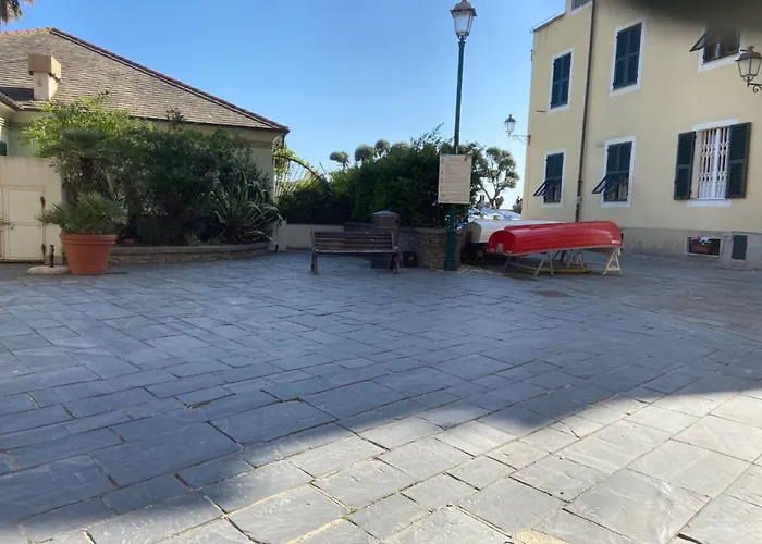 Casa Nel Borgo, Posto Auto, Un Passo Dal Mare Апартаменты Альбисола-Супериоре