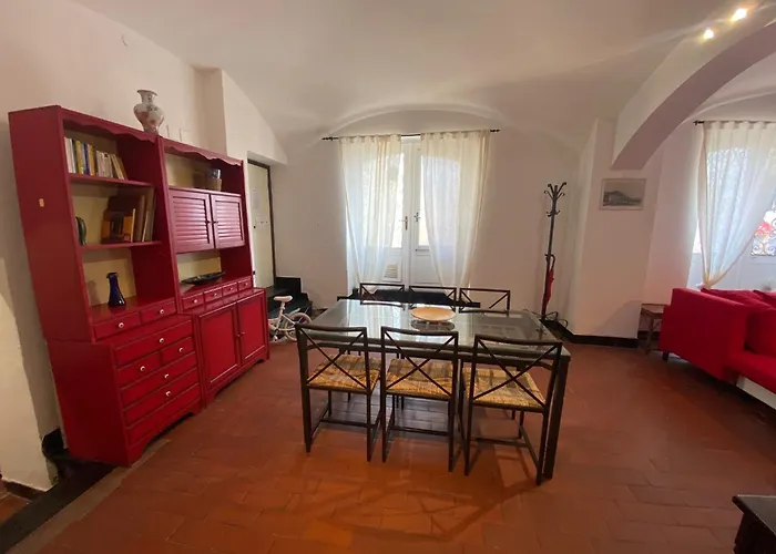 Casa Nel Borgo, Posto Auto, Un Passo Dal Mare Альбисола-Супериоре